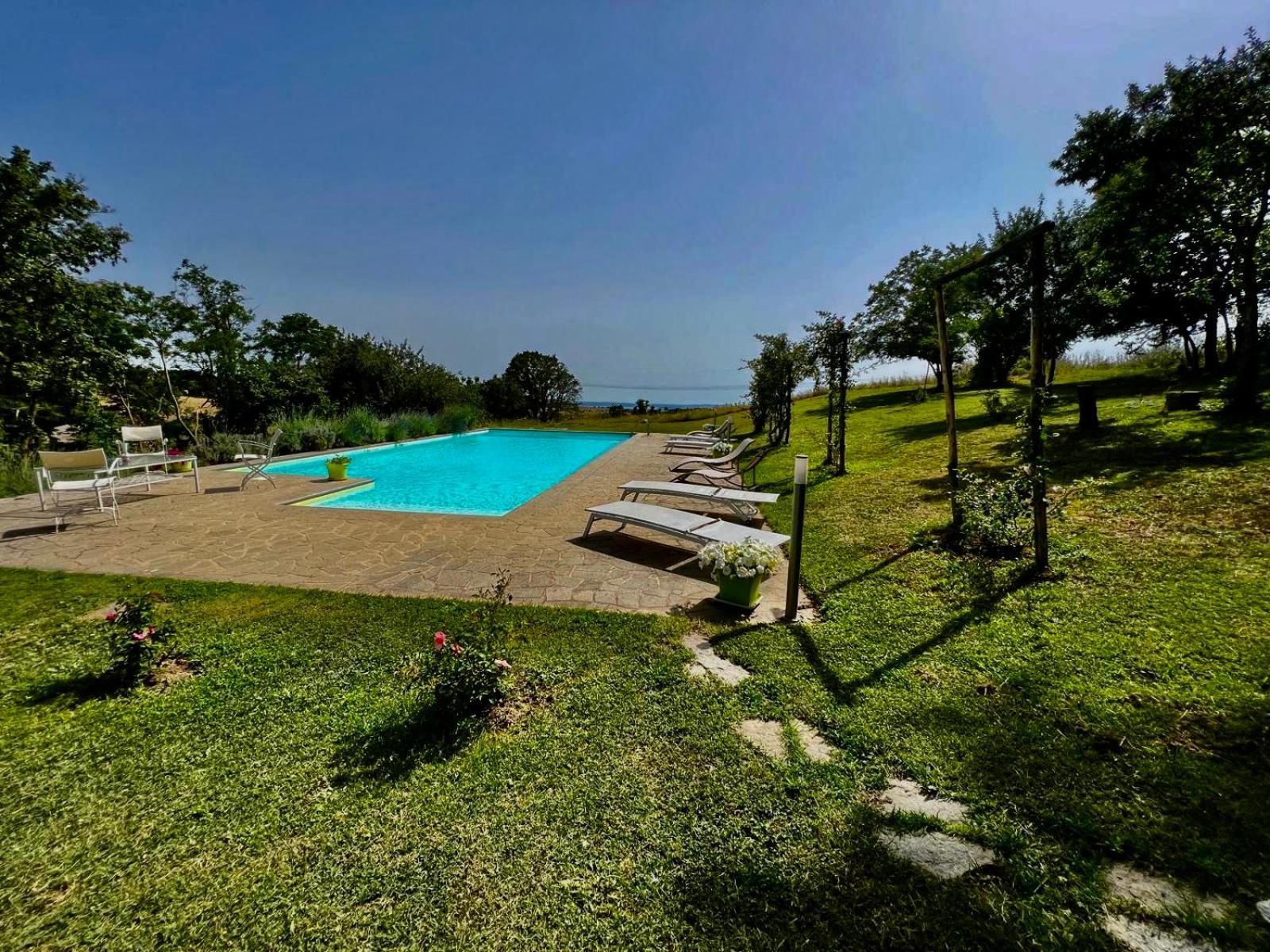 Collina Blu Bed and Breakfast Μπολσένα Εξωτερικό φωτογραφία